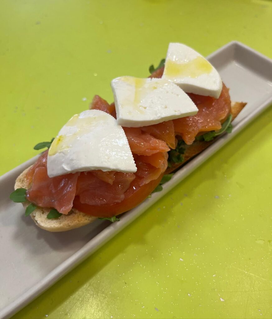 Tosta De Salmón